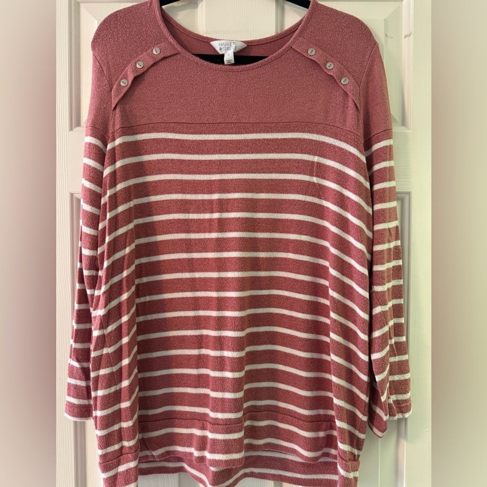 Market & Spruce Long Sleeve Top